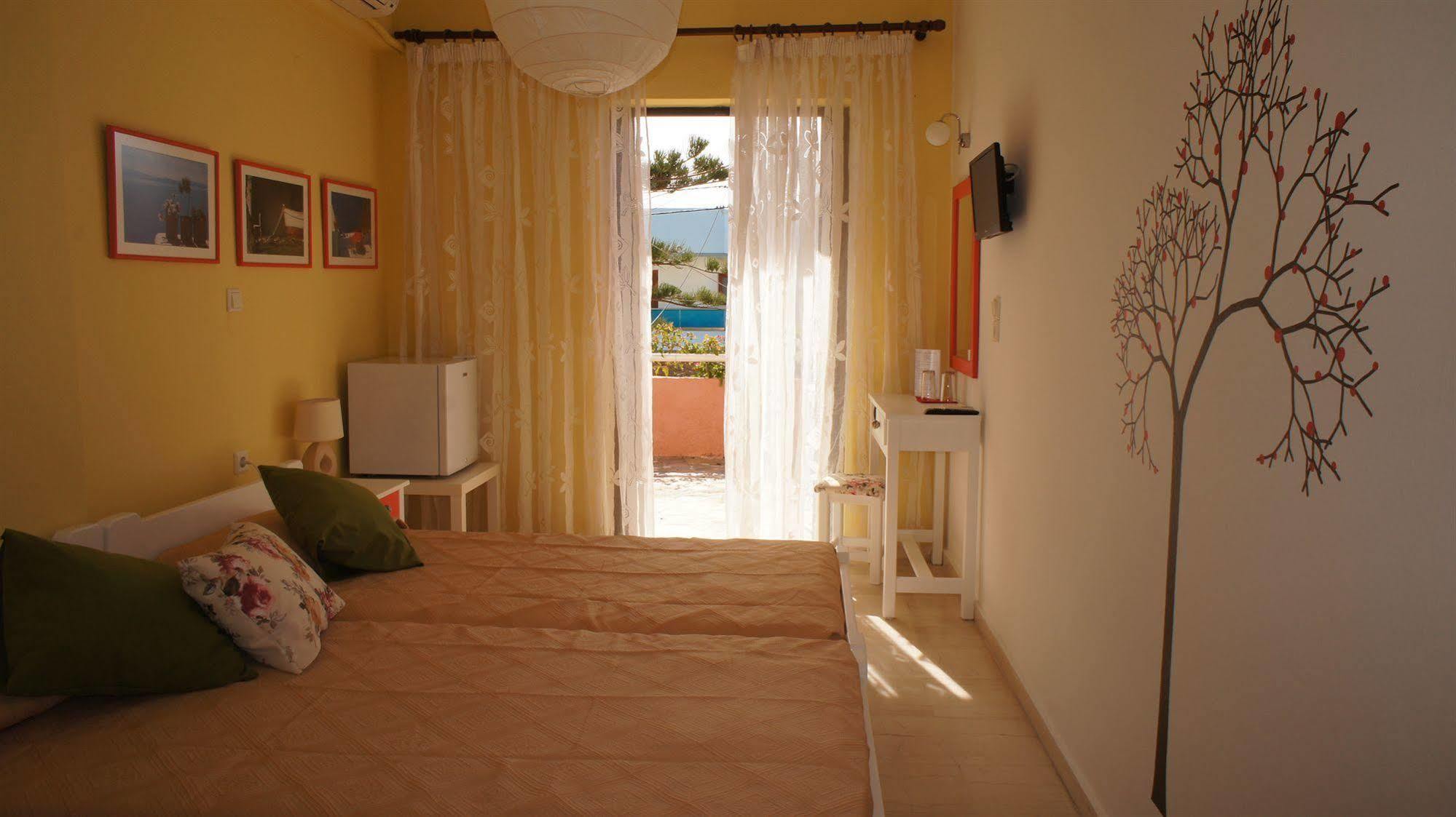 Idi Hotel Agia Galini  Bagian luar foto